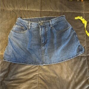 Shein EZ wear plus size casual washed elastic waist denim shorts